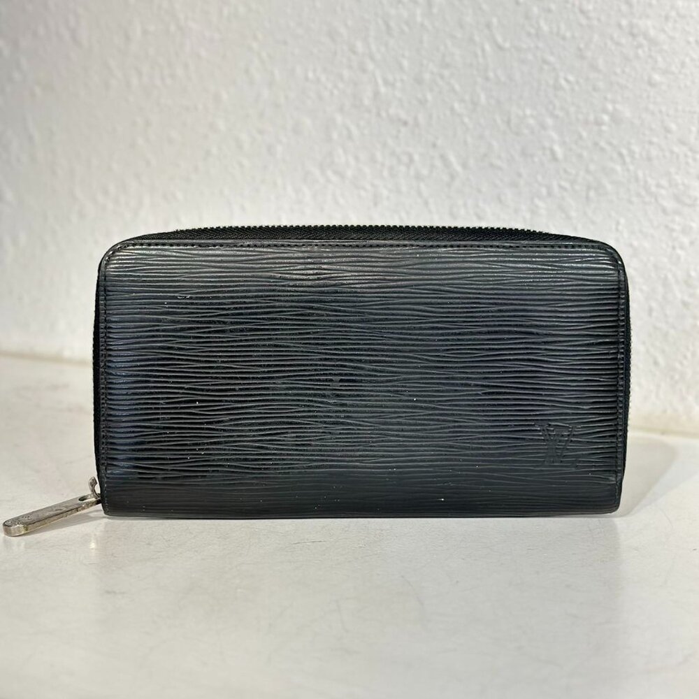 Louis Vuitton Black Epi Leather Wallet